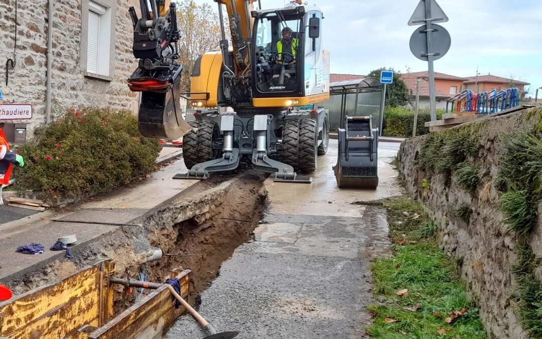 Les travaux de mise en séparatif et de réhabilitation des réseaux se poursuivent sur la Commune de Larajasse