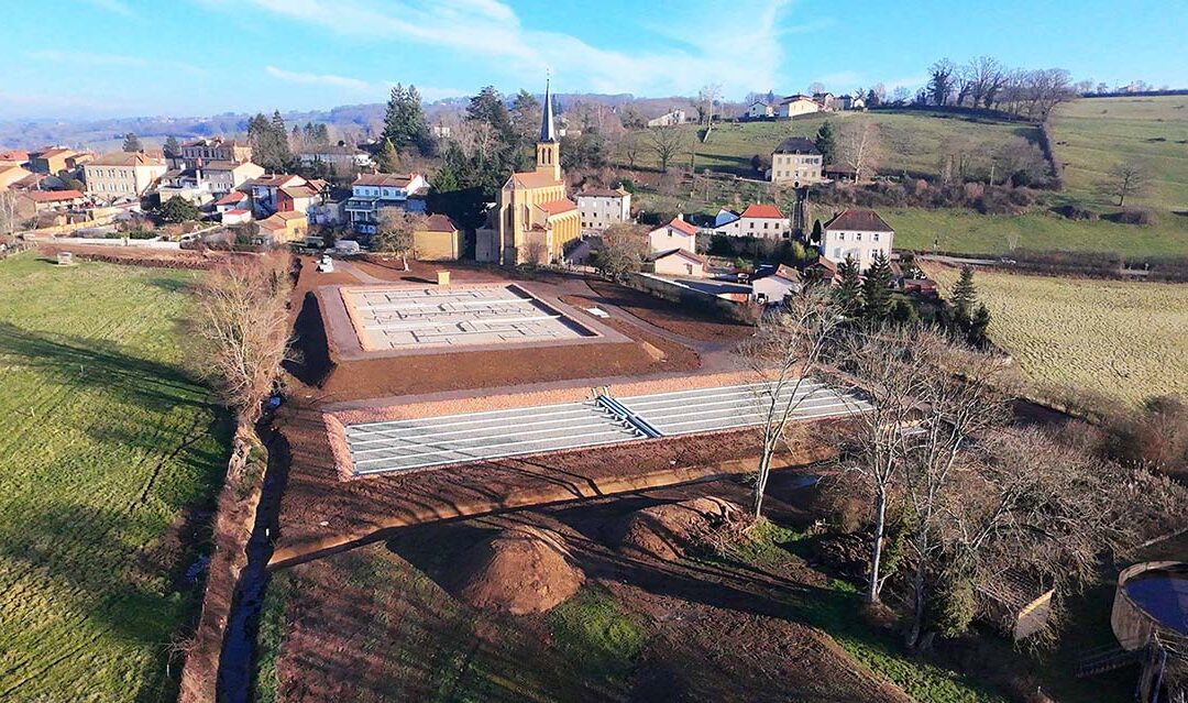 Assainissement – Création d&rsquo;une station de traitement des eaux usées type filtres plantés de roseaux 1 100 EH – Commune de Saint-Denis-de-Cabanne (42)